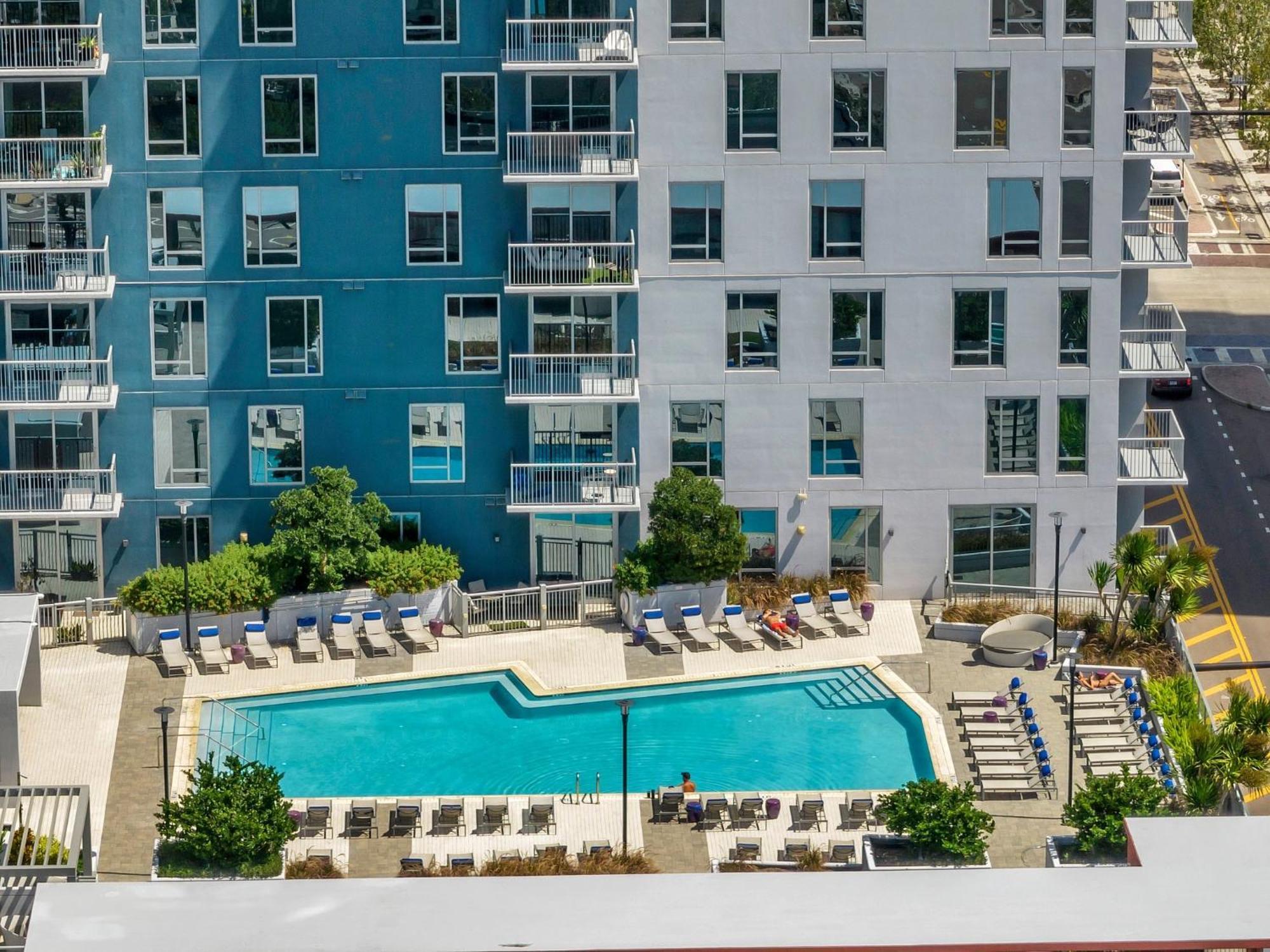 Luxury 1 Bedroom With Den Downtown Tampa Apt - City Views, Rooftop Pool, Workspace Exterior foto